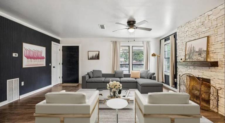 Vacation home with 1 room for 12 persons in Dallas, TX