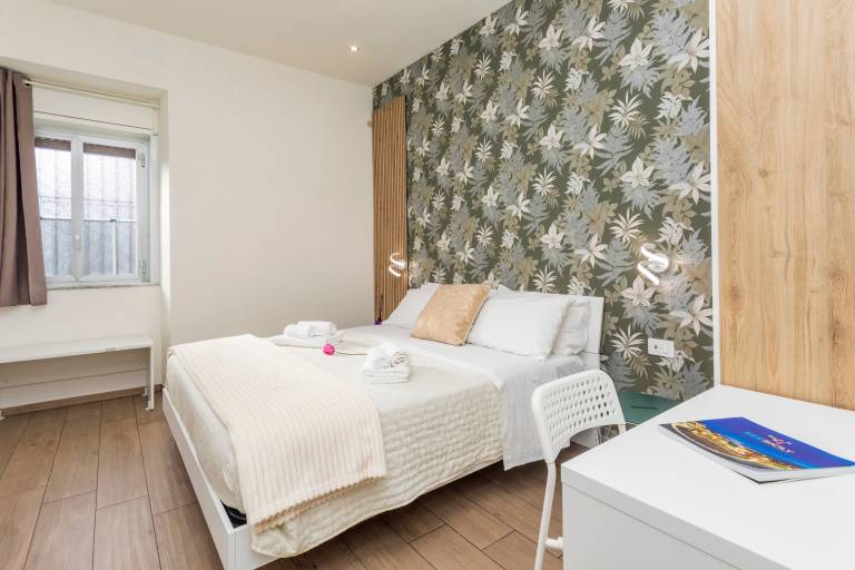 Family-oriented apartment with patio & fast internet | Next to Castello Ursino | City view | Pets are welcome in Catania