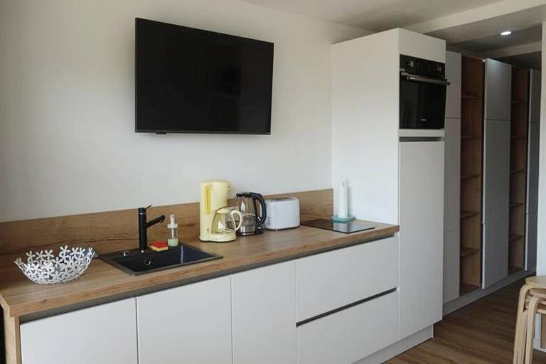 Apartment with terrace — photo 2