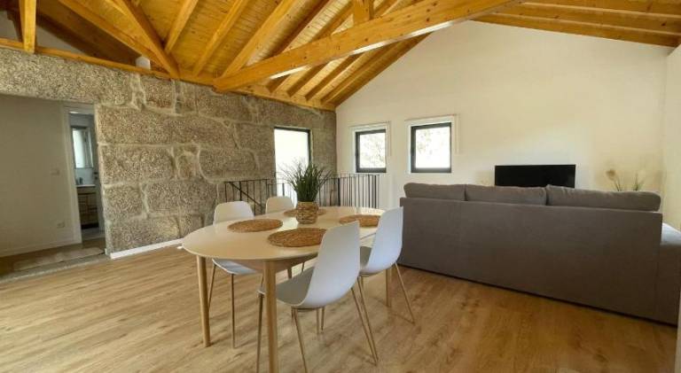 Fully equipped lovely chalet with garden, patio & BBQ | Suitable for remote work | Dogs allowed — photo 4