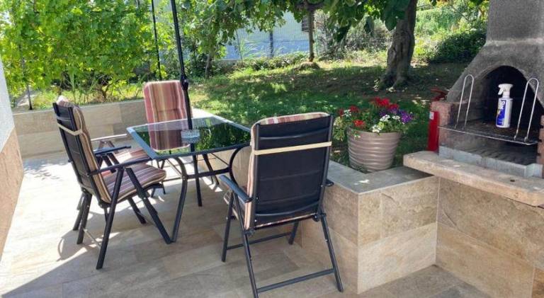 Apartma Baredi