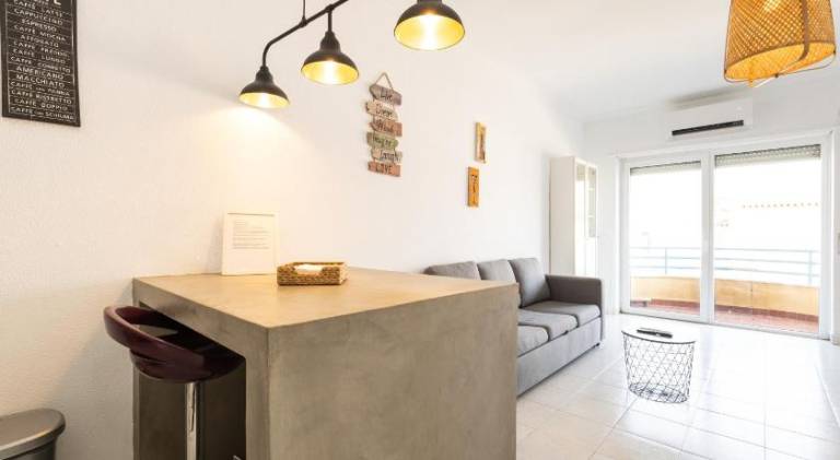 Fully equipped pleasant holiday apartment with terrace | Next to the beach | Perfect for remote work | Pets are welcome — photo 5