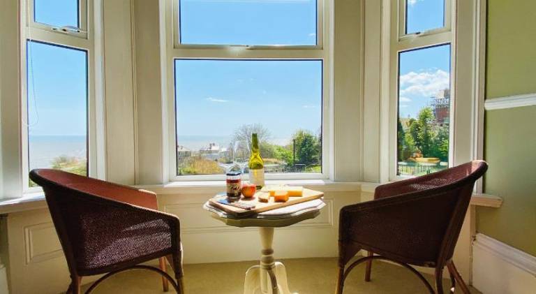 Apartment with 2 rooms for 5 persons — photo 2