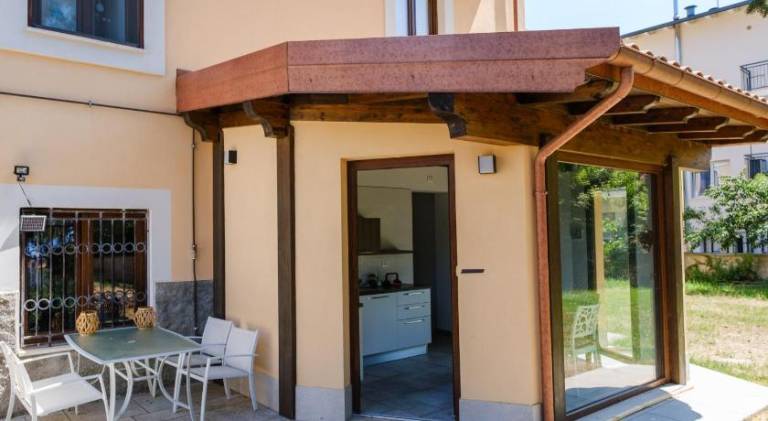House with 2 rooms for 6 persons — photo 4