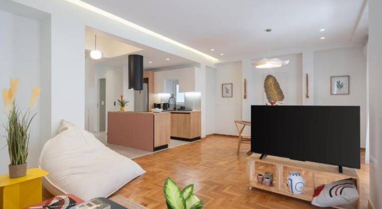 RoomsByRamez -Chill Bright Stay- -Central Athens- — photo 2