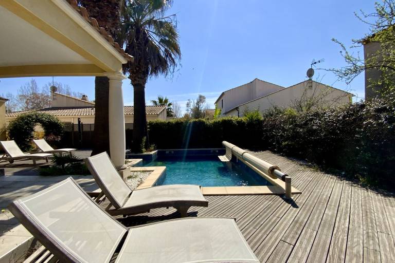Child-friendly villa with private pool, garden & barbecue | Dogs allowed — photo 2