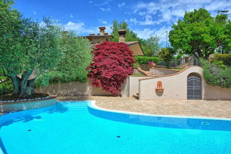 Villa  Trestina