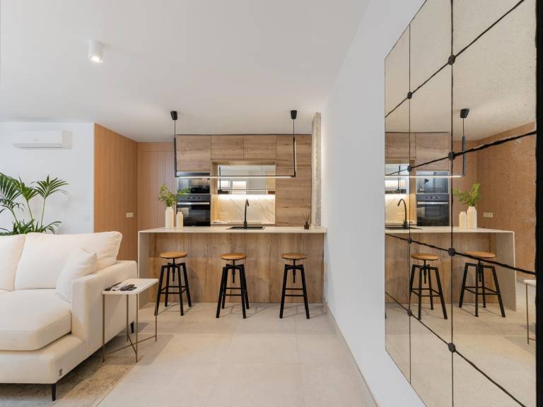 Fully equipped wonderful rental apartment with yard & pool | Pets are welcome in Torremolinos