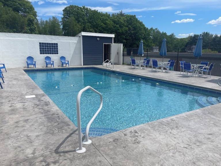 Condo Laconia