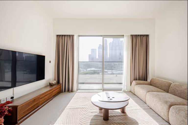 Luxury 2BR Burj & Fountain View in Dubai
