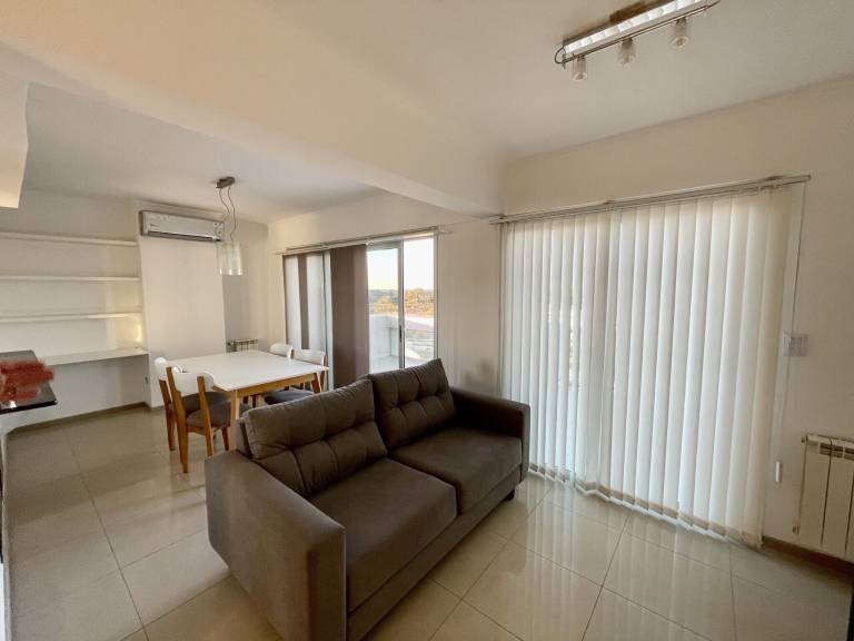 Apartment Cipolletti