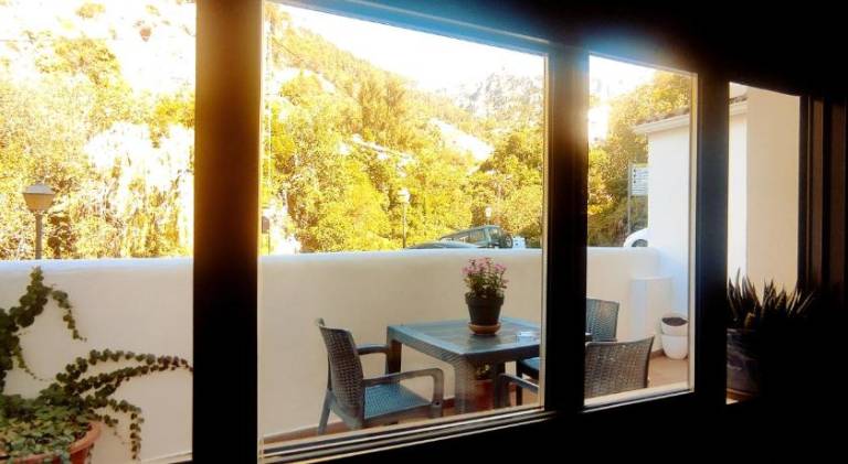 Apartment with terrace — photo 4