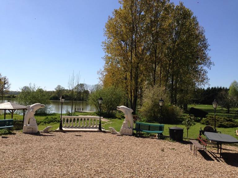 Spacious and Welcoming Villa in Courtenay with Enclosed Garden — photo 3