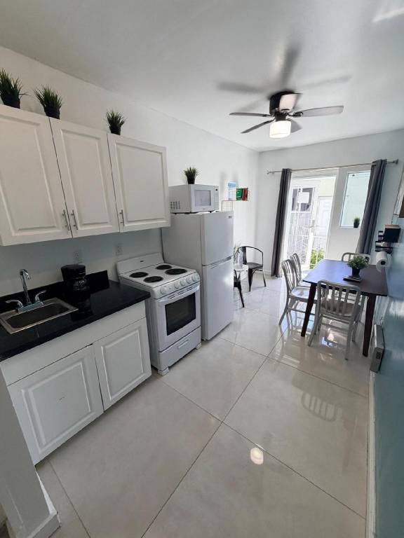 Rental apartment | Near South Beach | Pet-friendly — photo 5