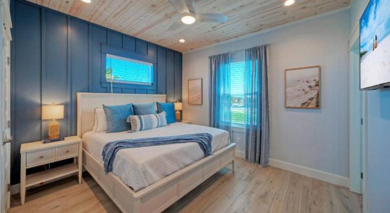 Fully equipped big vacation home with BBQ & pool | Pet-friendly — photo 2