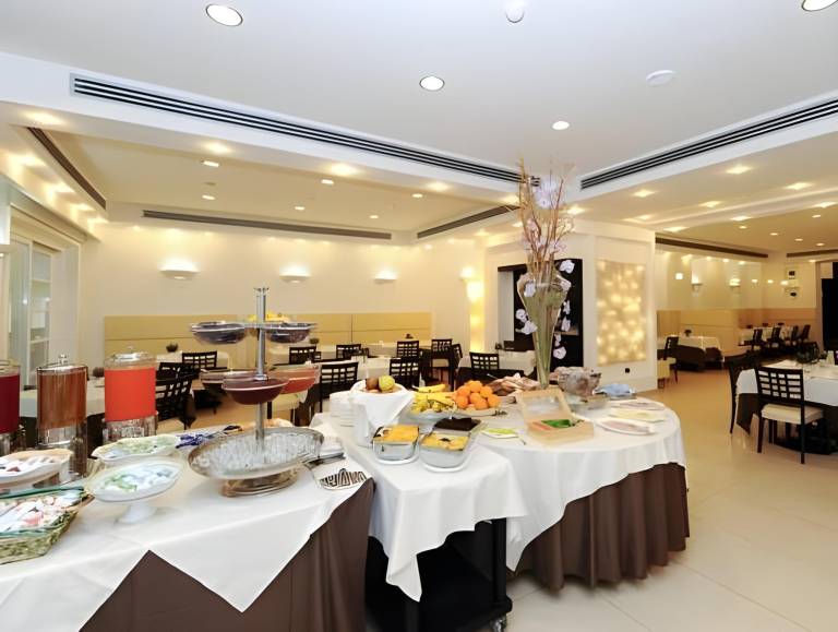 AHR Baja Hotel & Spa Cannigione — photo 4