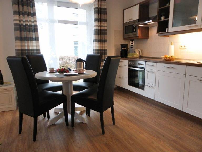 Fully equipped pleasant holiday apartment with sauna, garden & terrace | Beach nearby | Pets allowed — photo 3