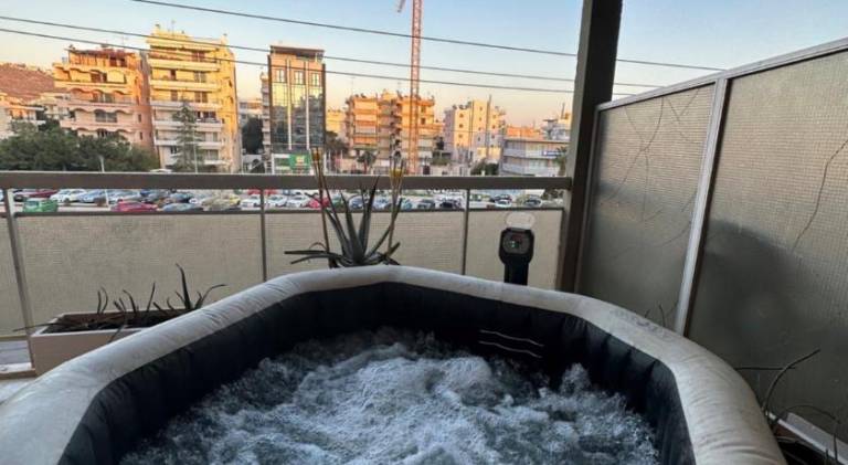 Rental apartment with jacuzzi — photo 4