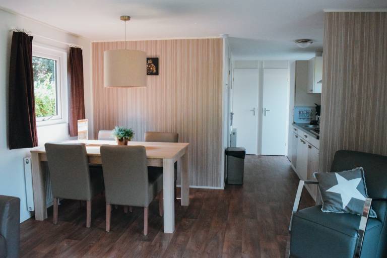House with sauna, hot tub & patio — photo 4