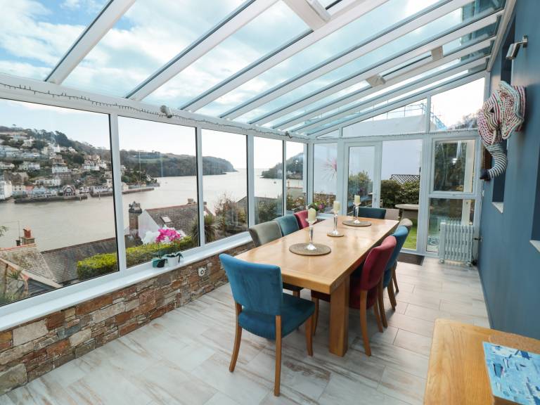 Cottage with garden | Beach view — photo 2