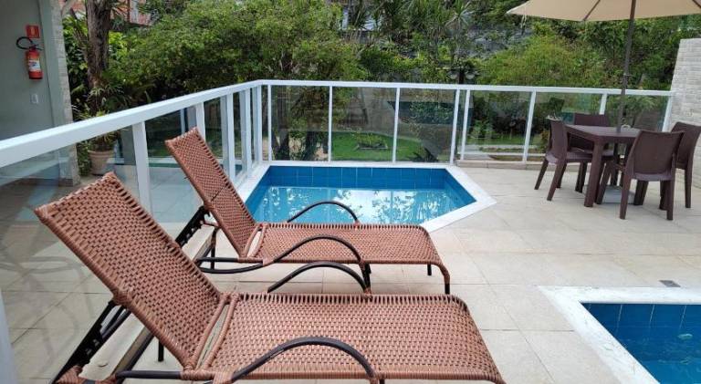 Rental apartment with barbeque, yard & pool | Dogs allowed — photo 3