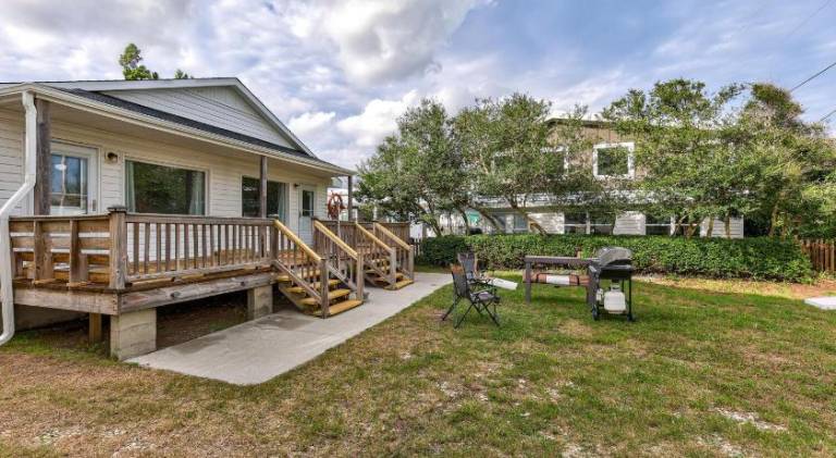 Vacation home with 2 rooms for 4 persons in Carolina Beach, NC