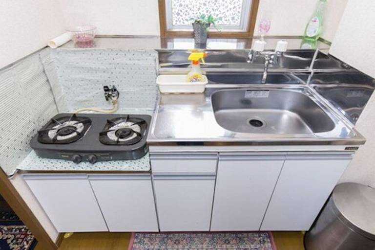 Centrally Located Deluxe Furnished.3 — photo 4