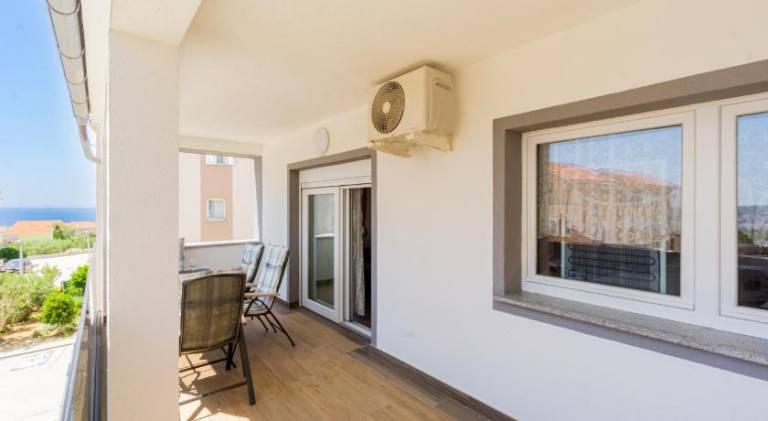 Apartment with grill & patio | Pets are welcome — photo 5