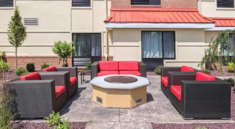 TownePlace Suites by Marriott New Hartford — photo 4