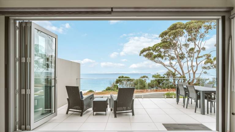 House Hyams Beach