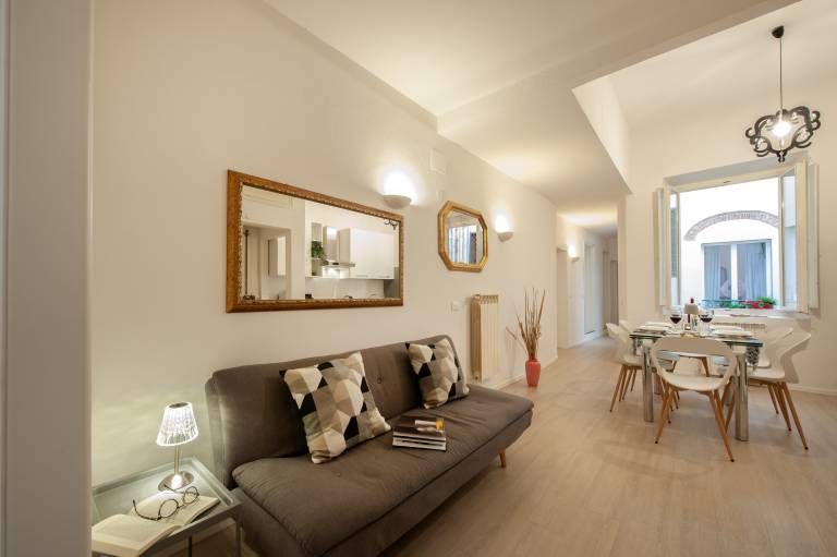 Bargello Flo Apartments