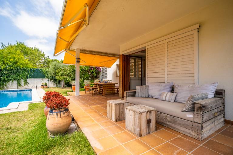 Fully equipped villa with private pool, barbecue & garden | Pets are welcome — photo 3