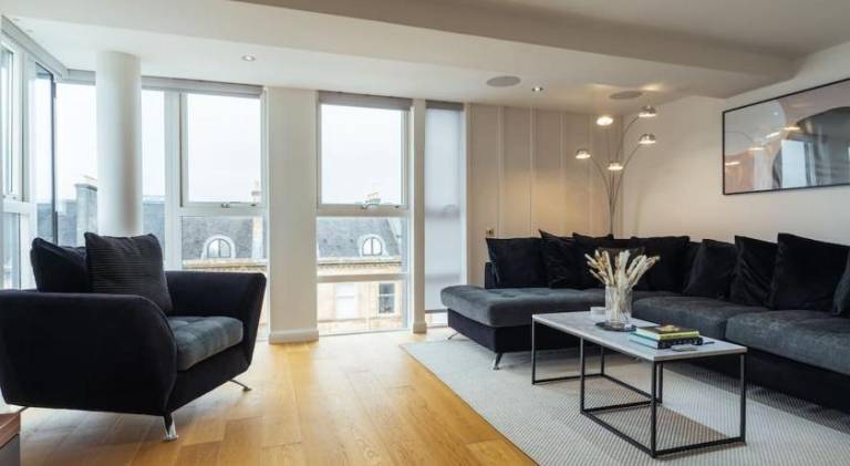 The Penthouse Suite - Luxury Like No Other — photo 2