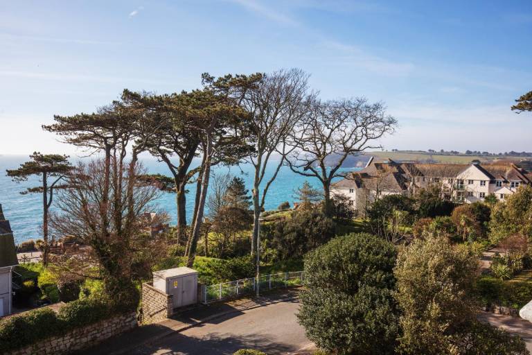 Holiday apartment with terrace & yard | Beach nearby | Suitable for remote work | Dogs allowed — photo 4