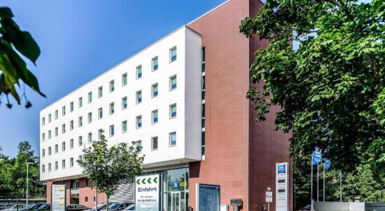 Ibis budget Augsburg City — photo 2