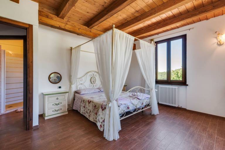 Villa with garden, sauna & jacuzzi | Nature view — photo 5