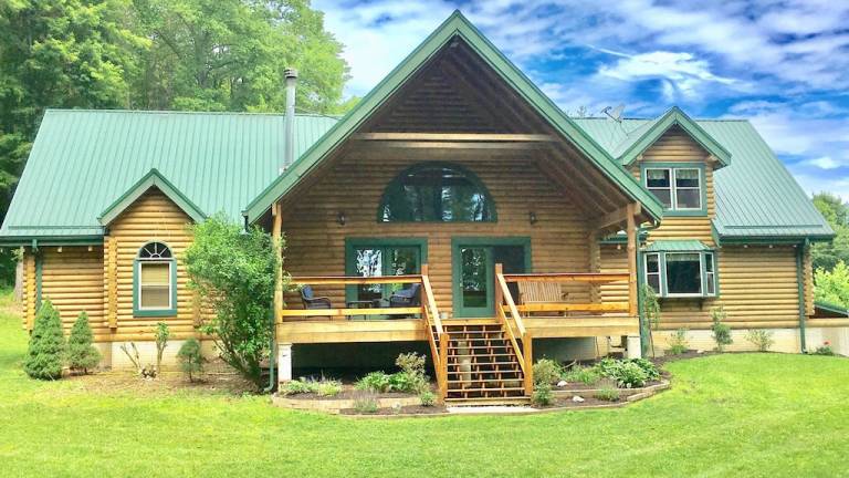 Lodge Logan