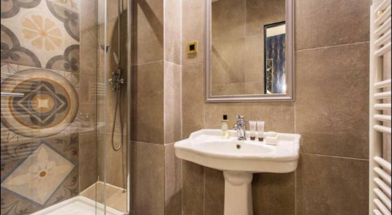 Holiday apartment with 2 rooms for 6 persons — photo 5