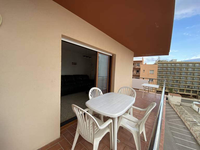 Rental apartment with patio | Next to the beach | Pets allowed — photo 3