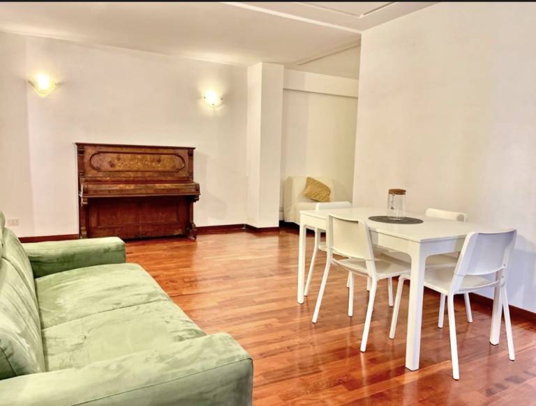 Apartment with garden & patio | City view — photo 3