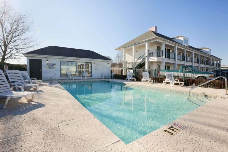 Baymont by Wyndham Gaffney — photo 2
