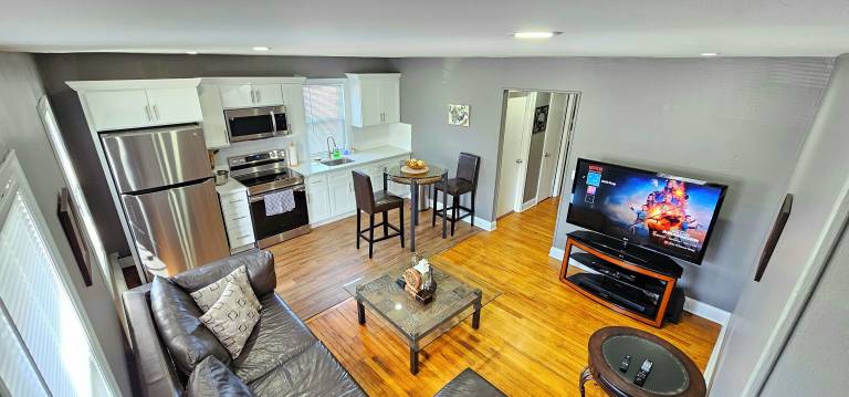 Apartment  South Huntington
