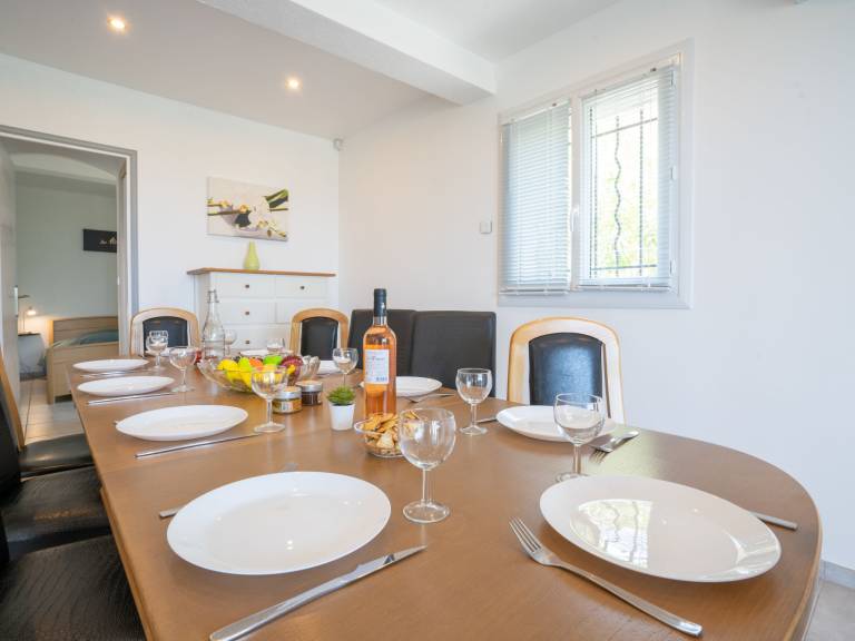 Family-oriented ample house with private pool, terrace & yard | Sea view | Perfect for remote work | Pets allowed — photo 5