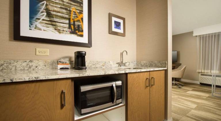 Hampton Inn & Suites Syracuse/Carrier Circle — photo 5