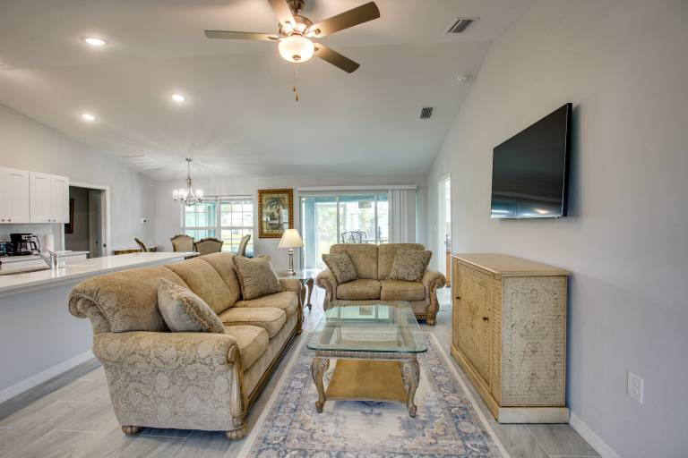 Snowbird Haven w/ Pet-Friendly Yard in Cape Coral! — photo 3