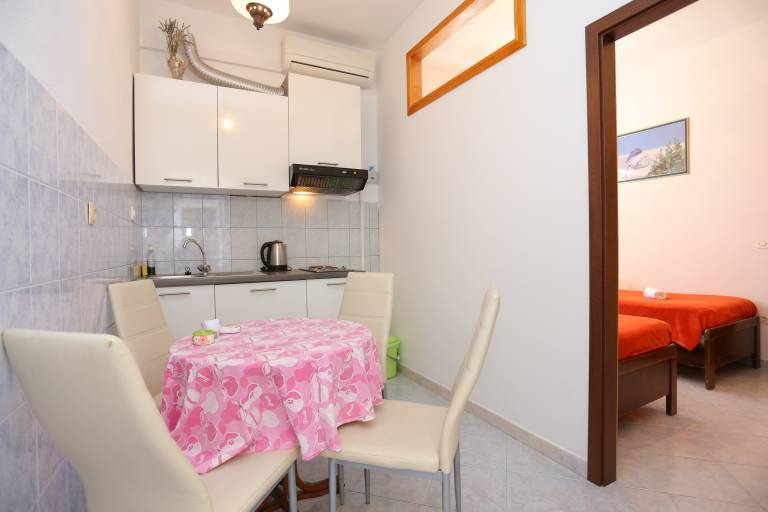 Two bedroom apartment with terrace and sea view Lokva Rogoznica, Omiš (A-17645-a) — photo 2