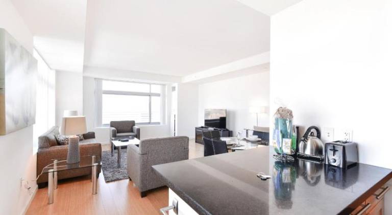 Global Luxury Suites at Kendall West — photo 5