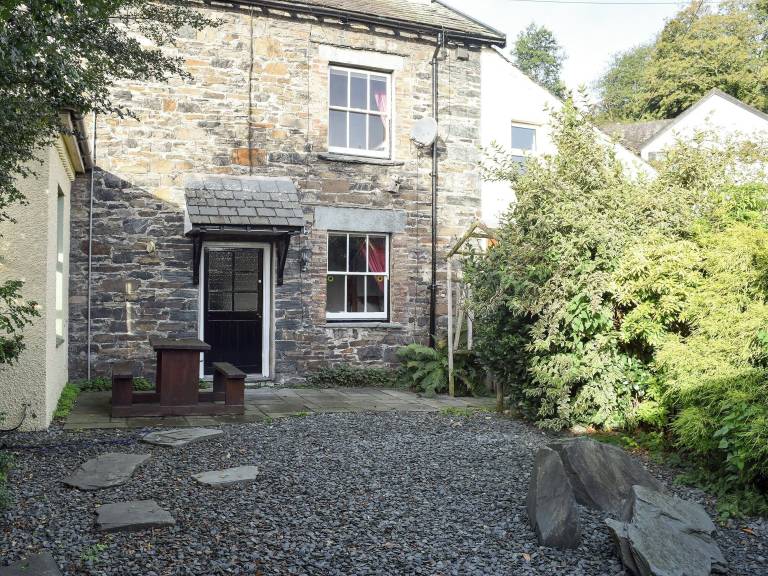 Cottage Above Derwent