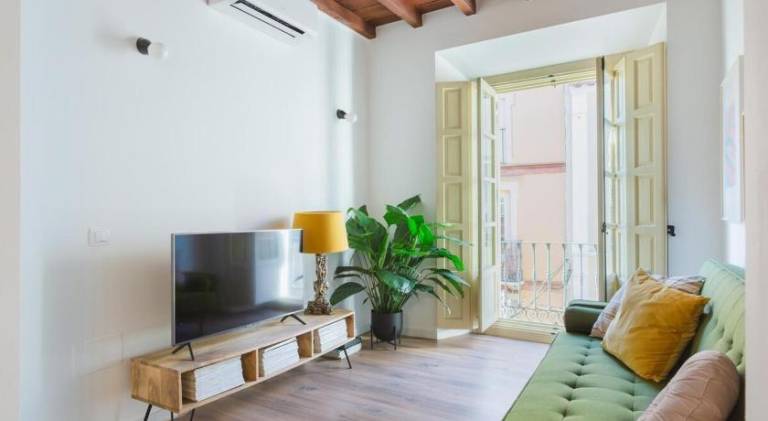 Holiday apartment | Next to Alcazaba of Málaga — photo 2