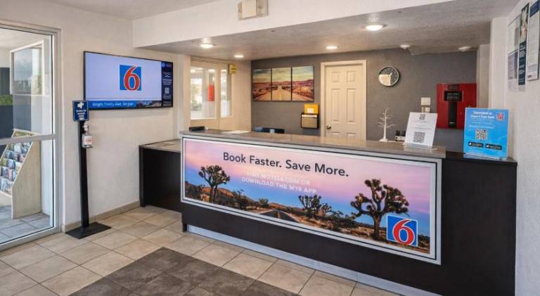 Motel 6 Blythe, CA — photo 4